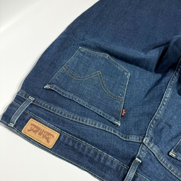 Levi's 515 Bootcut Mid Rise Dark Wash Jeans Women's Size 14 Medium (36Wx32L) J5 - Picture 4 of 8